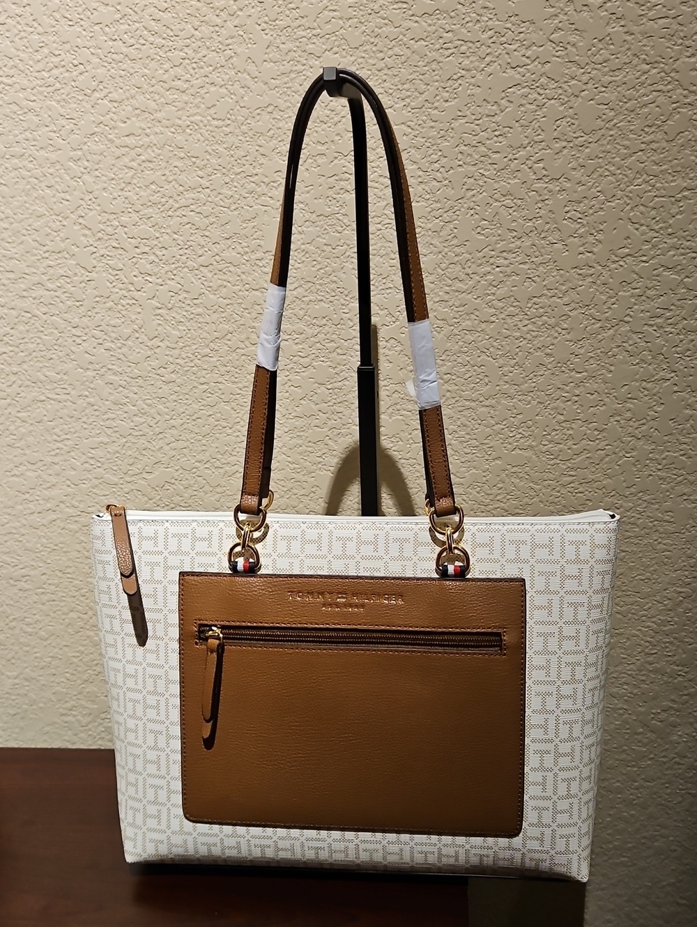 Tommy Hilfiger White & Brown Shoulder Bag - TH Pattern